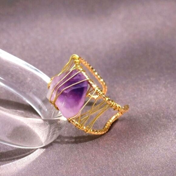 Purple EMERY ROSE STONE RING - Picture 5 of 11